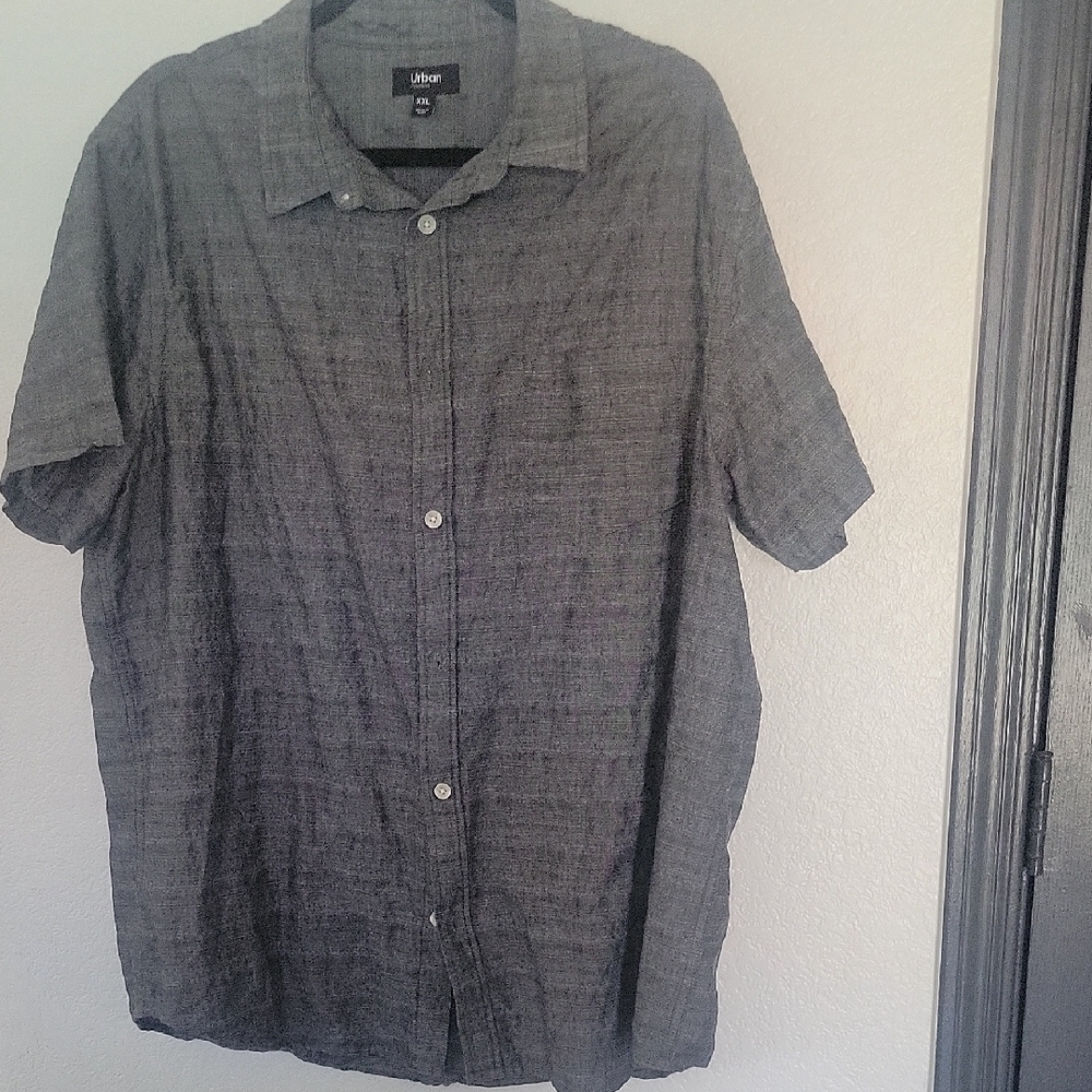 Urban Pipeline Men's Charcoal Button Down Shirt
